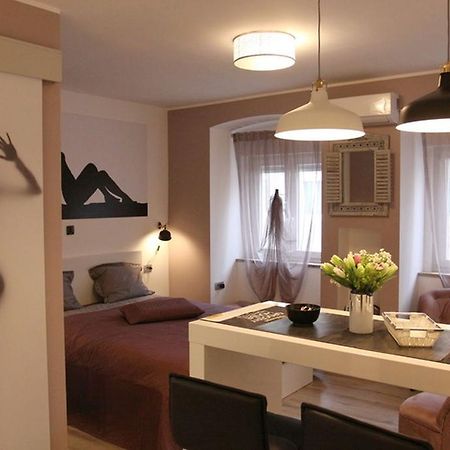 Apartment Mala Tajna Rijeka Luaran gambar